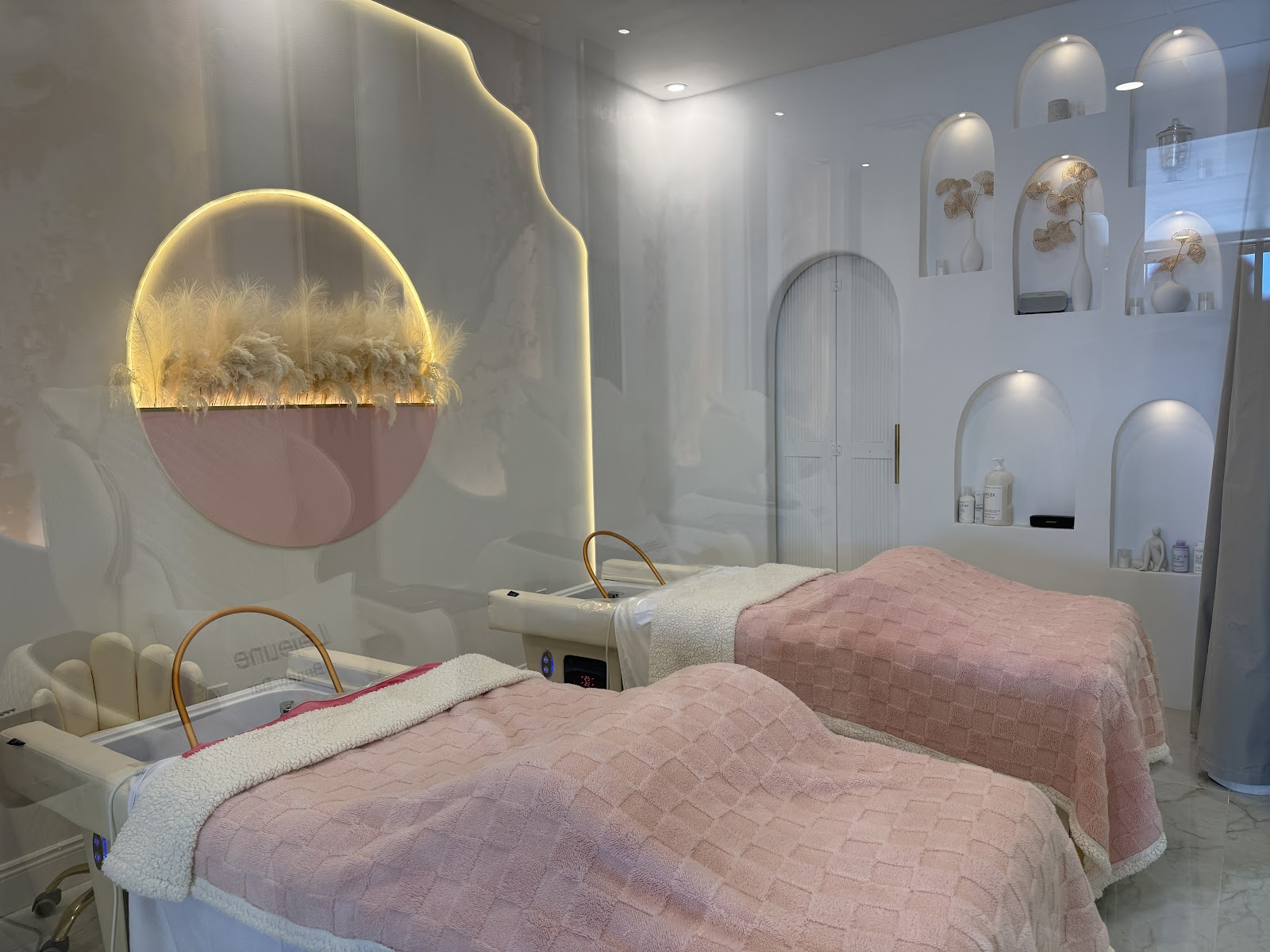 Lejeune Beauty Bar nail photo 5